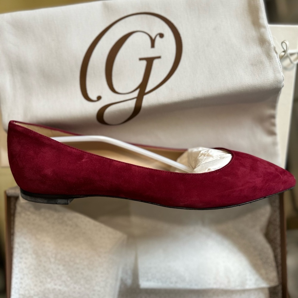 M.Gemi women’s size 39 Italian leather flats in red. Gorgeous designer shoes NWT